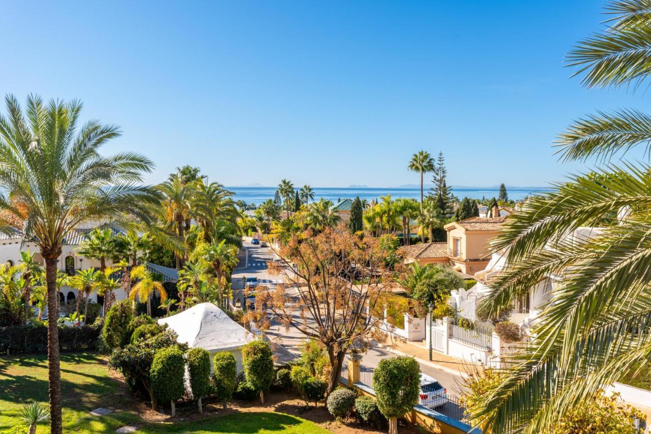Bahia De - 3 Bedroom With Sea View Apartment
